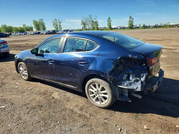 3MZBN1T77JM244832 2018 MAZDA 3 - Image 2