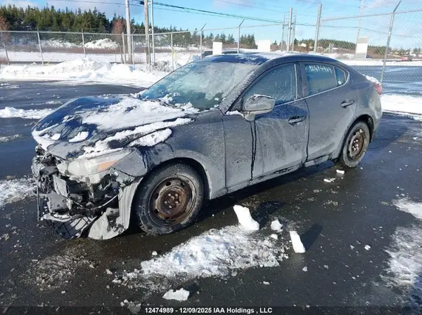 3MZBN1T7XJM226146 2018 MAZDA 3 - Image 2