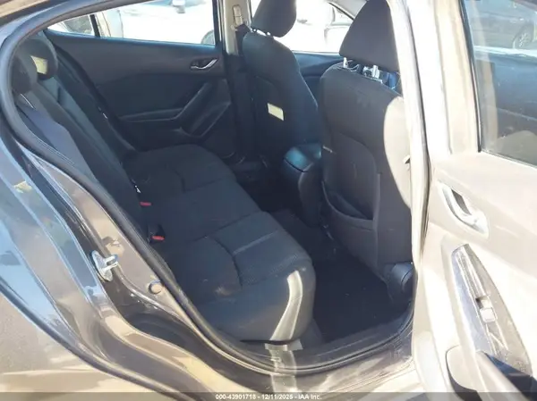 3MZBN1U70HM101715 2017 MAZDA 3 - Image 8