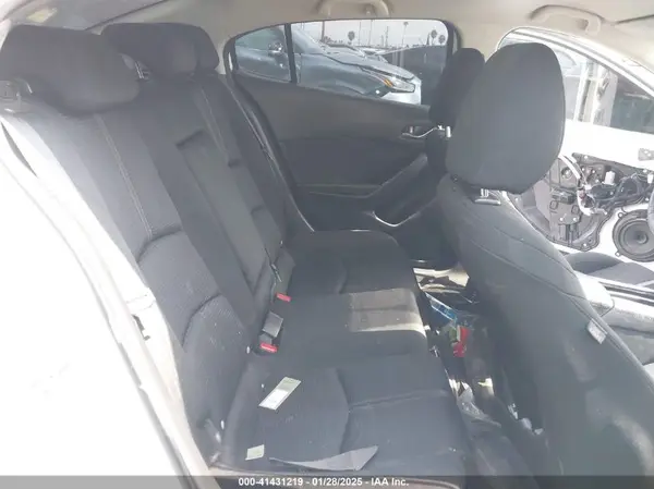 3MZBN1U70HM107465 2017 MAZDA 3 - Image 8