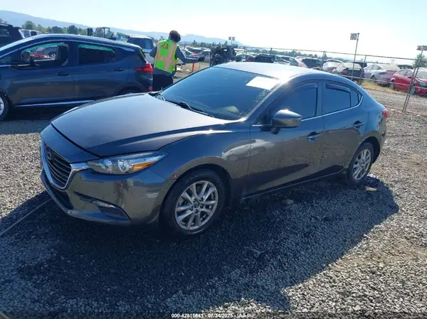 3MZBN1U70HM112472 2017 MAZDA 3 - Image 2