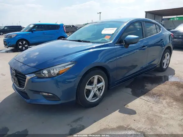 3MZBN1U70HM125190 2017 MAZDA 3 - Image 2
