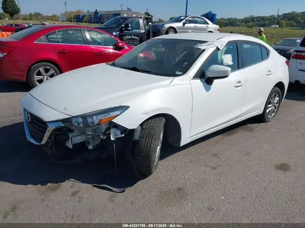 3MZBN1U70HM133807 2017 MAZDA 3 - Image 2