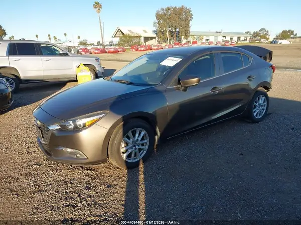 3MZBN1U70HM156360 2017 MAZDA 3 - Image 2