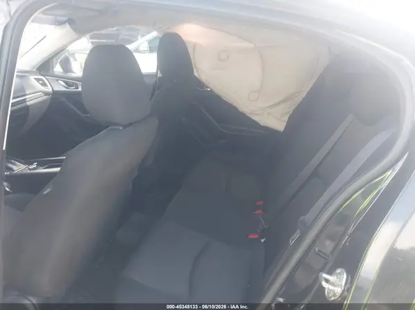3MZBN1U70JM176758 2018 MAZDA 3 - Image 8