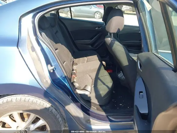 3MZBN1U70JM181345 2018 MAZDA 3 - Image 8
