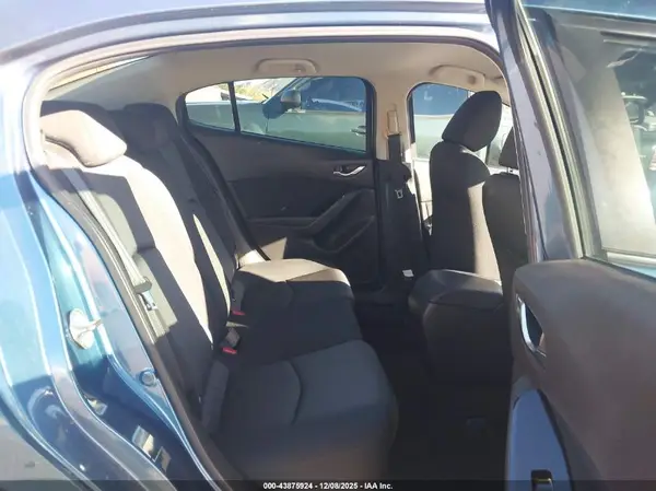 3MZBN1U70JM182320 2018 MAZDA 3 - Image 8