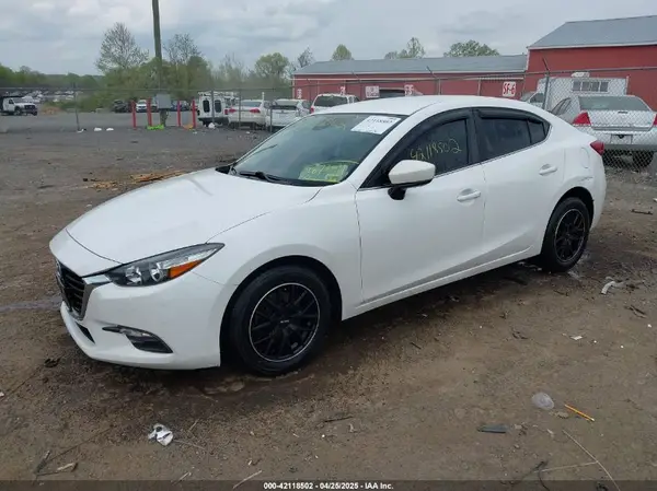 3MZBN1U70JM187369 2018 MAZDA 3 - Image 2