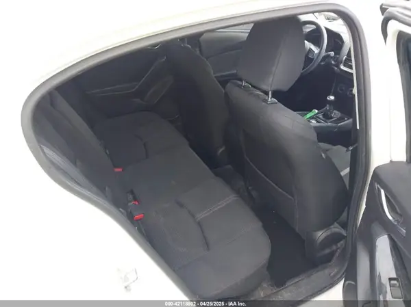 3MZBN1U70JM187369 2018 MAZDA 3 - Image 8