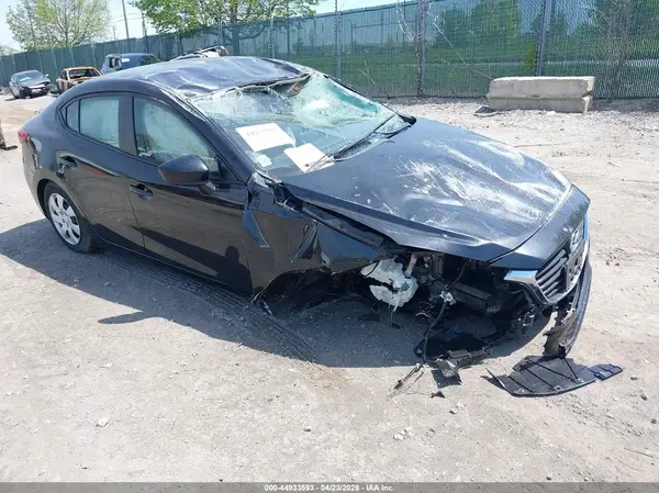 3MZBN1U70JM191759 2018 MAZDA 3 - Image 1