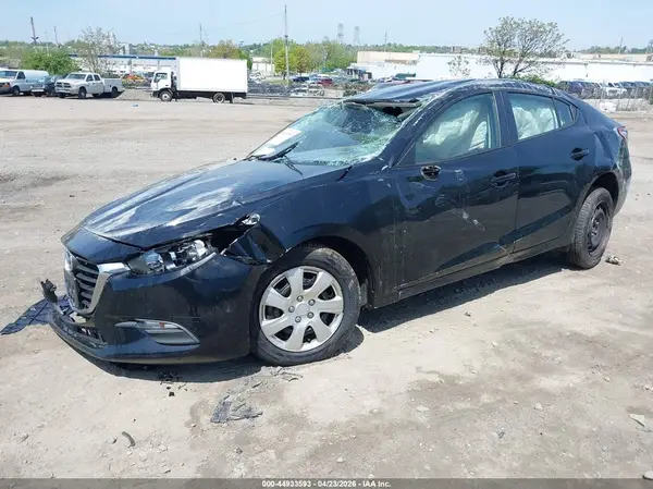 3MZBN1U70JM191759 2018 MAZDA 3 - Image 2