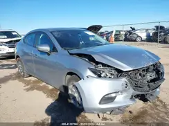 3MZBN1U70JM198923 2018 MAZDA 3