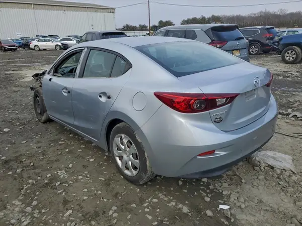3MZBN1U70JM206065 2018 MAZDA 3 - Image 2