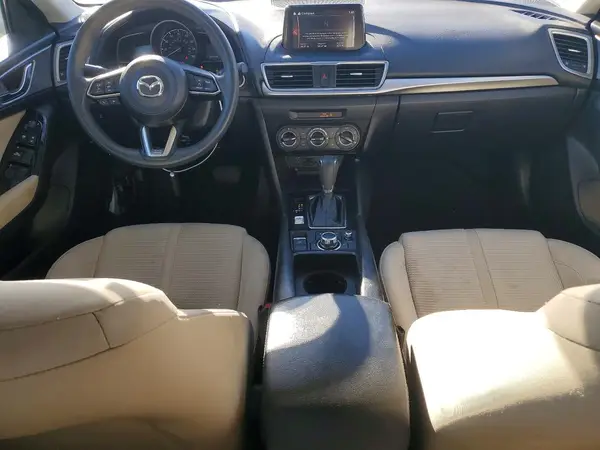 3MZBN1U70JM207619 2018 MAZDA 3 - Image 8