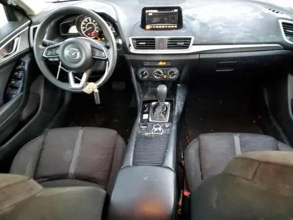 3MZBN1U70JM215655 2018 MAZDA 3 - Image 8