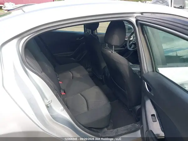 3MZBN1U70JM221214 2018 MAZDA 3 - Image 8