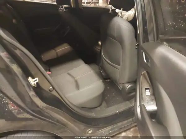3MZBN1U70JM221617 2018 MAZDA 3 - Image 8