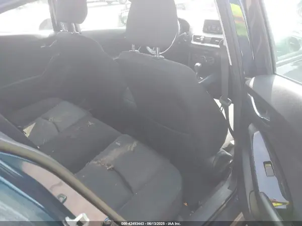3MZBN1U70JM221634 2018 MAZDA 3 - Image 8