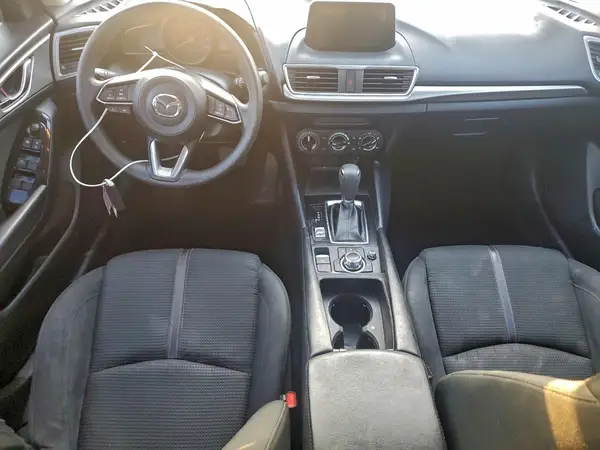 3MZBN1U70JM221990 2018 MAZDA 3 - Image 8