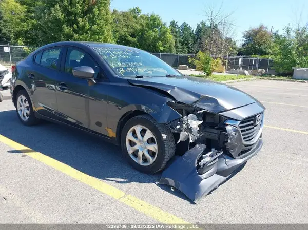 3MZBN1U70JM237932 2018 MAZDA 3 - Image 1