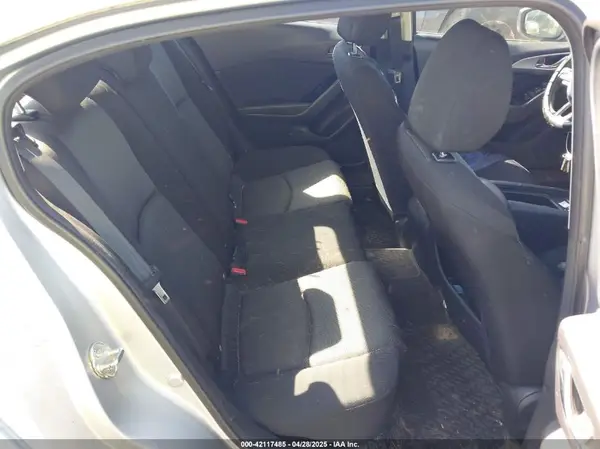 3MZBN1U70JM248025 2018 MAZDA 3 - Image 8