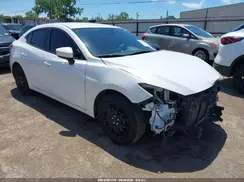 3MZBN1U70JM249689 2018 MAZDA 3
