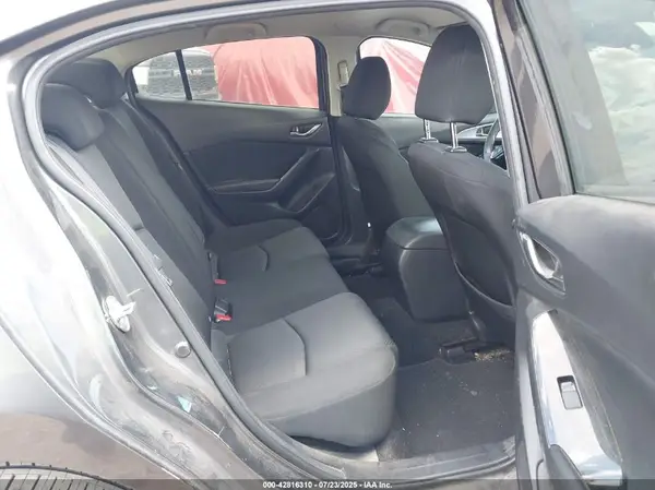 3MZBN1U70JM263768 2018 MAZDA 3 - Image 8