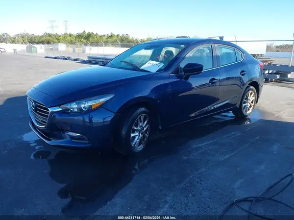 3MZBN1U70JM267934 2018 MAZDA 3 - Image 2