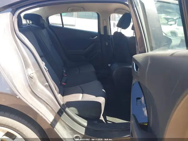 3MZBN1U71HM100606 2017 MAZDA 3 - Image 8