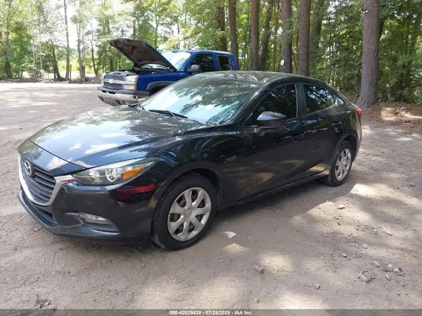 3MZBN1U71HM102694 2017 MAZDA 3 - Image 2
