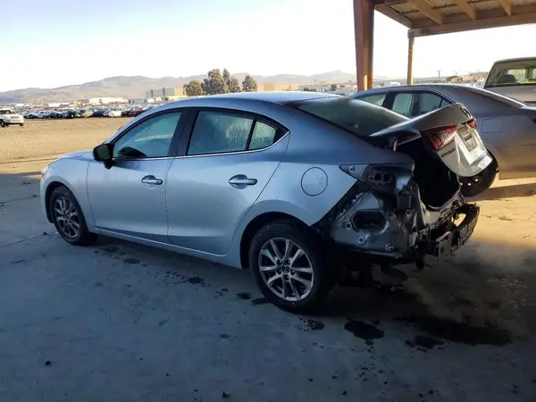 3MZBN1U71HM105885 2017 MAZDA 3 - Image 2