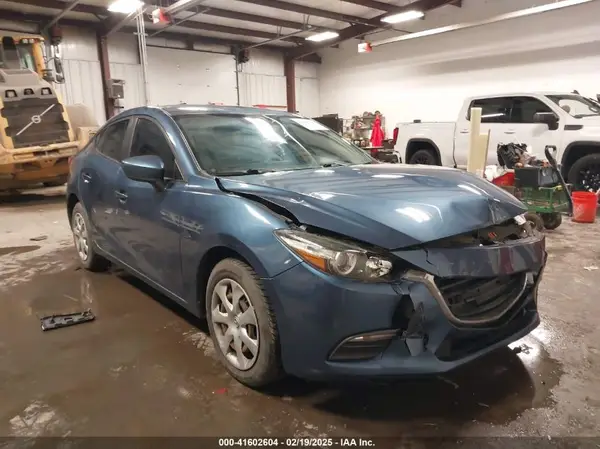 3MZBN1U71HM109774 2017 MAZDA 3 - Image 1