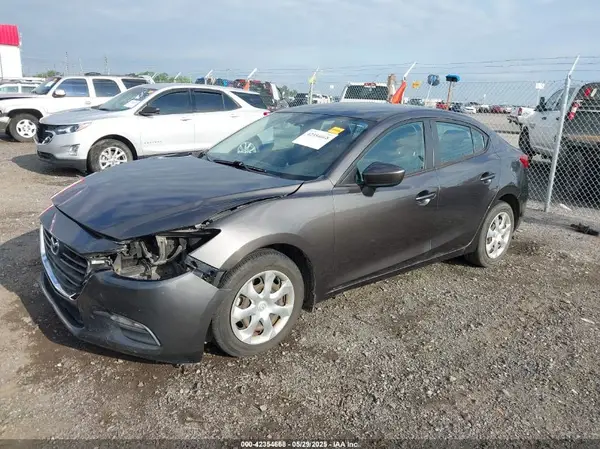 3MZBN1U71HM138031 2017 MAZDA 3 - Image 2