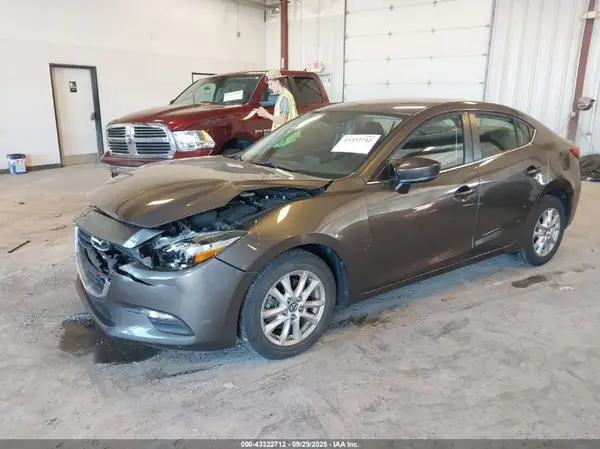 3MZBN1U71HM142631 2017 MAZDA 3 - Image 2