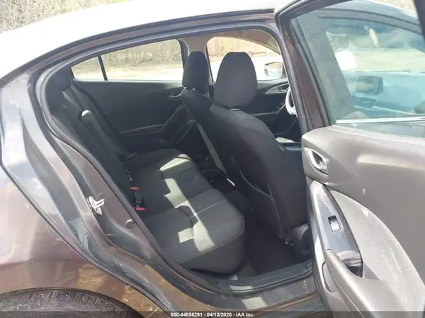 3MZBN1U71HM147022 2017 MAZDA 3 - Image 8