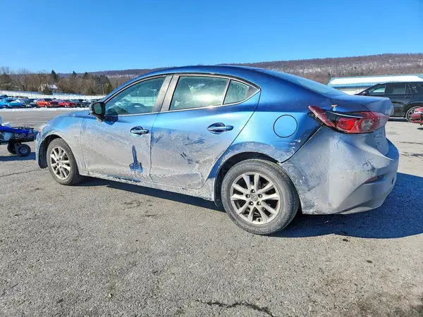 3MZBN1U71JM163775 2018 MAZDA 3 - Image 2