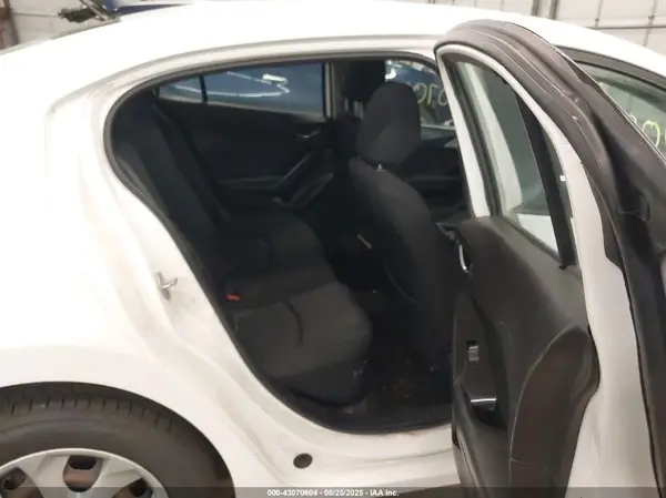 3MZBN1U71JM171925 2018 MAZDA 3 - Image 8