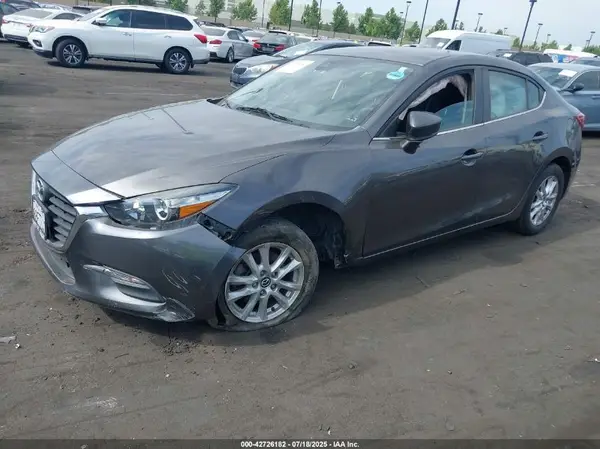 3MZBN1U71JM185355 2018 MAZDA 3 - Image 2