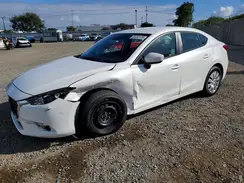 3MZBN1U71JM202915 2018 MAZDA 3
