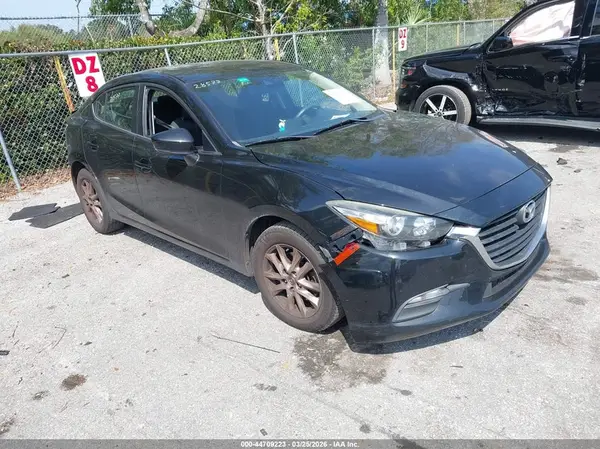 3MZBN1U71JM206382 2018 MAZDA 3 - Image 1