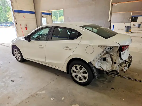 3MZBN1U71JM209198 2018 MAZDA 3 - Image 2