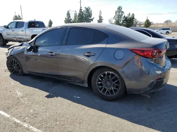 3MZBN1U71JM240483 2018 MAZDA 3 - Image 2