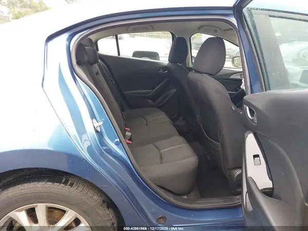 3MZBN1U71JM253394 2018 MAZDA 3 - Image 8