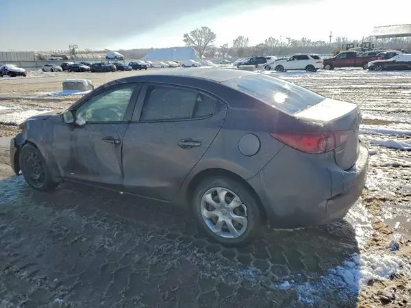 3MZBN1U71JM266162 2018 MAZDA 3 - Image 2