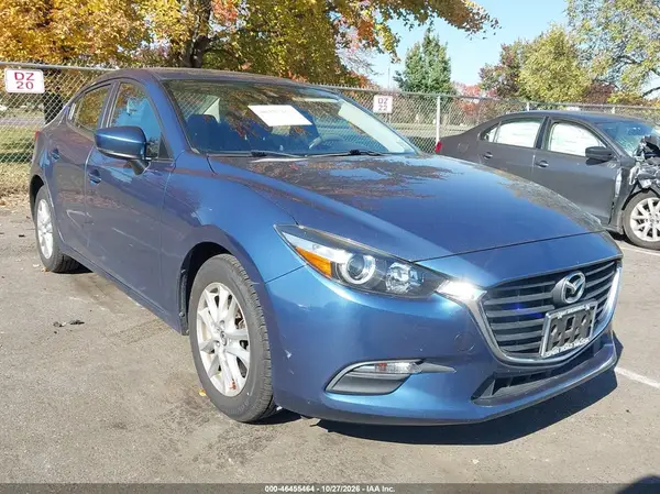 3MZBN1U71JM275573 2018 MAZDA 3 - Image 1