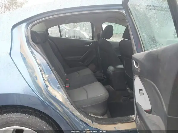 3MZBN1U72HM102705 2017 MAZDA 3 - Image 8
