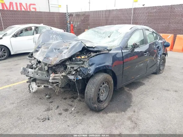 3MZBN1U72HM104471 2017 MAZDA 3 - Image 2