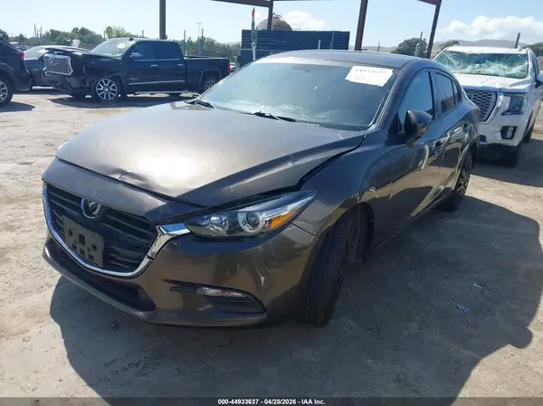 3MZBN1U72HM104504 2017 MAZDA 3 - Image 2