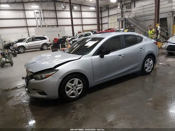 3MZBN1U72HM107614 2017 MAZDA 3 - Image 2