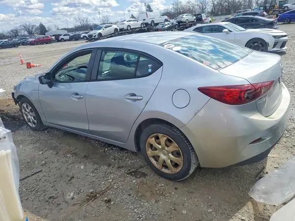 3MZBN1U72HM110044 2017 MAZDA 3 - Image 2